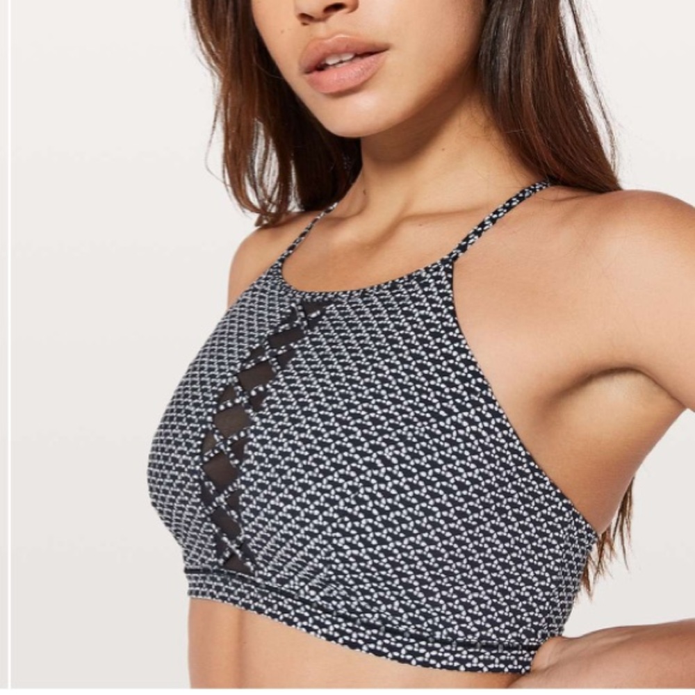 Lululemon Shoreline Swim Top
